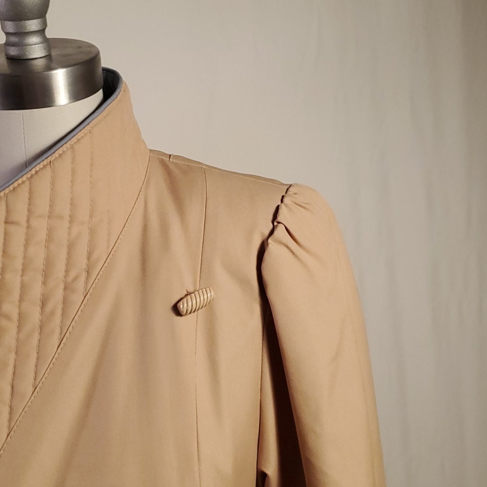 Vintage Khaki and Dusty Blue Trenchcoat - Picture 6 of 10